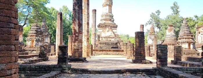 Wat Chedi Ched Thaeo is one of ตาก, สุโขทัย, กำแพงเพชร.