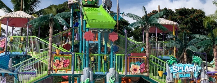 Six Flags Splash Island is one of สถานที่ที่ Juan ถูกใจ.