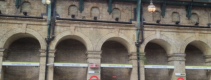 Notting Hill Gate London Underground Station is one of London 18. Kasim.