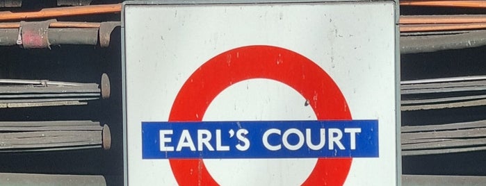 Earl's Court London Underground Station is one of Regulars.
