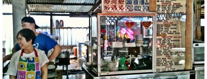 Tan Sam Guan Seafood is one of Tempat yang Disukai Dave.