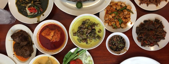 Hjh Maimunah Restaurant is one of Micheenli Guide: Nasi Padang trail in Singapore.
