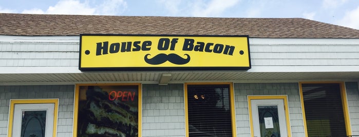 Uncle Rich's House of Bacon is one of Lugares favoritos de David.