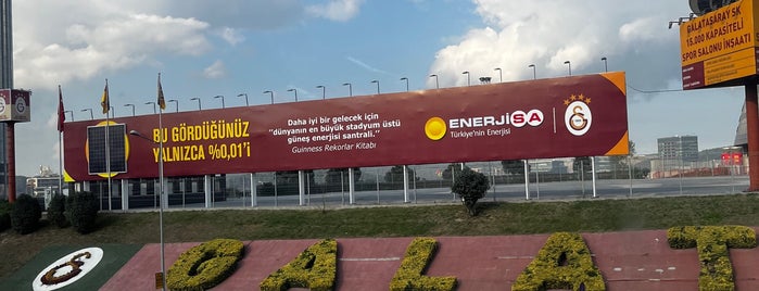 Galatasaray Sportif AS is one of Barış : понравившиеся места.