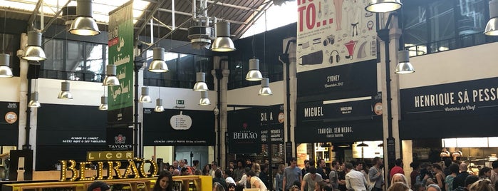 Time Out Market Lisboa is one of Lisboa🍤🥘🍚.
