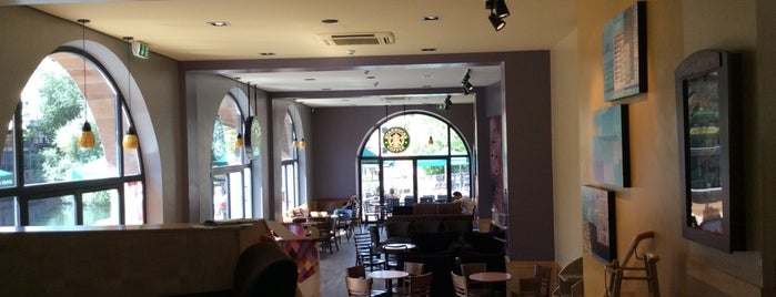 Starbucks is one of Caffs to sit & think in Germany.