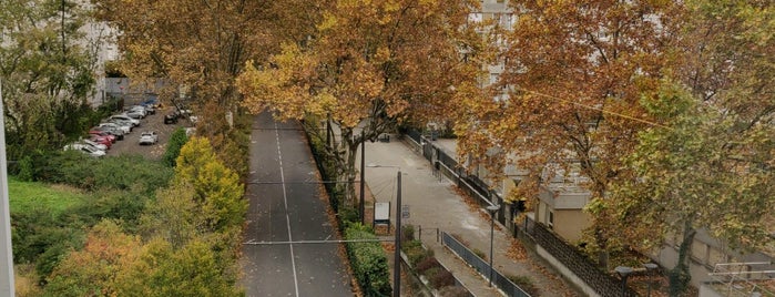 Hôtel des Congrès is one of Lyon.