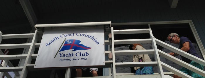 South Coast Corinthian Yacht Club is one of Tomさんのお気に入りスポット.