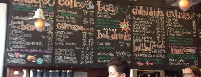 Cafe Zing is one of Locais curtidos por Katie.