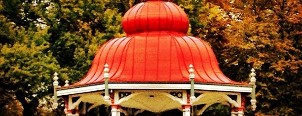 Tower Grove Park is one of What makes St. Louis AWESOME!!!.