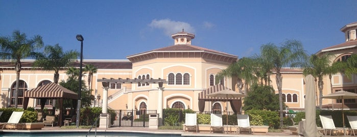 Rosen Shingle Creek Pool is one of Locais curtidos por Jesse.