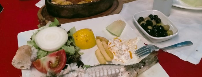 Ekici Restaurant is one of Posti che sono piaciuti a Türkan.