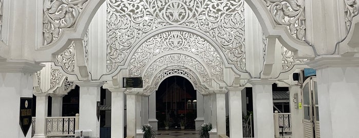 Masjid Sultan Ismail (Masjid Raja Chendering) is one of Masjid & Surau, MY #2.
