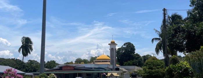 Masjid Teluk Kalung is one of @Kemaman, Terengganu.