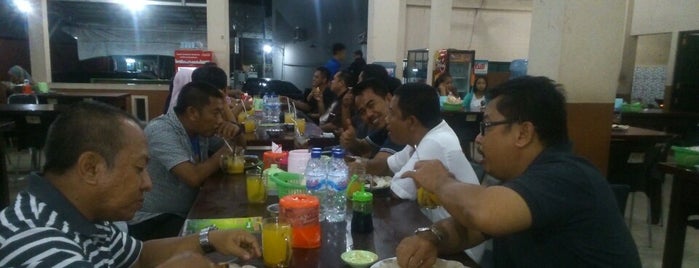 RM CEMPAKA is one of Must-visit Food in Banjarmasin.