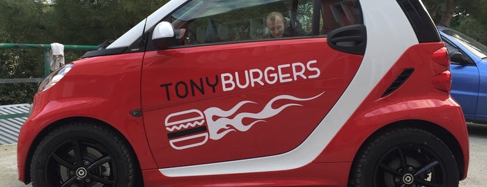 Tonyburgers is one of Закрыто.