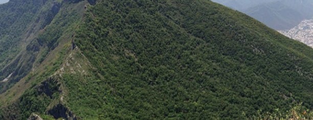 Cerro de la Silla is one of Posti che sono piaciuti a Mayita.