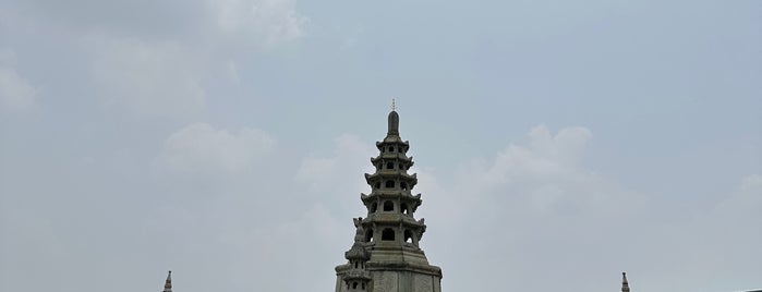 Wat Kalayanamitr is one of Bangkok - The Land of Angel.