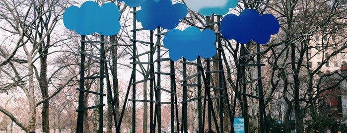Olaf Breuning: Clouds is one of NYC<3.