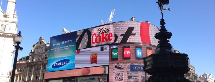 Piccadilly Circus is one of London Eats.