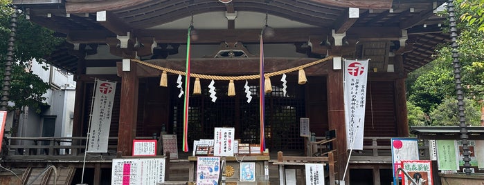 Hatonomori Hachiman Shrine is one of 花手水やってる寺社.