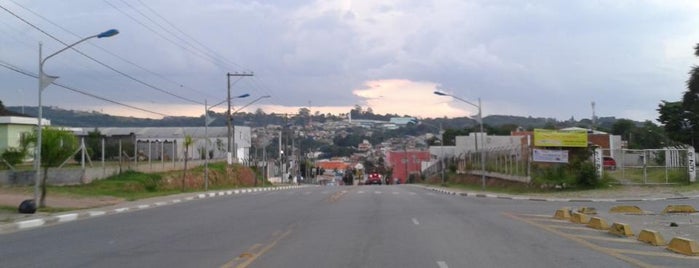 Centro de Caucaia do Alto is one of สถานที่ที่บันทึกไว้ของ Evandro.