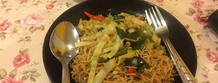 บะหมี่ขั้นเทพ Big Bowl Noodle is one of Chiang Mai.