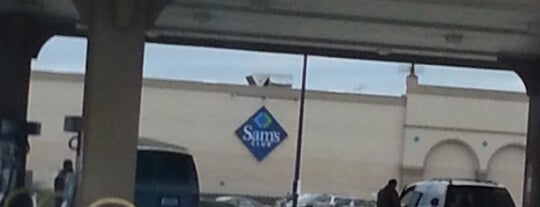 Sam's Club Gas Station is one of Scottさんのお気に入りスポット.