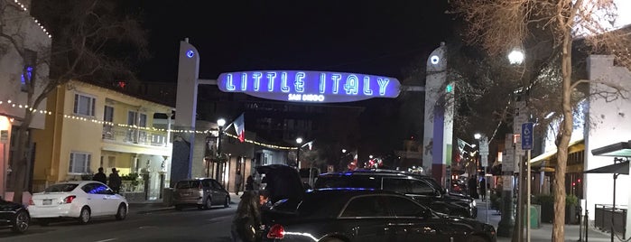 Little Italy is one of Tempat yang Disukai Eyvind.