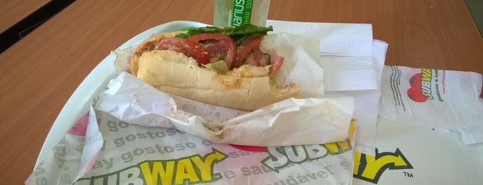 Subway is one of Check in Mari.