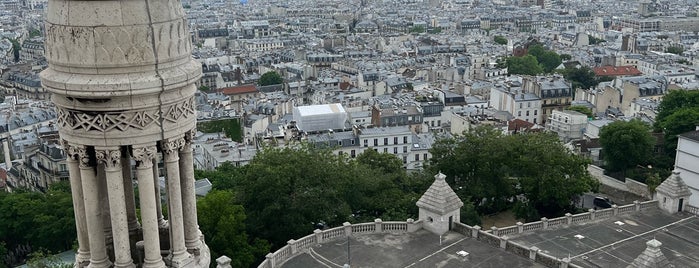 Dôme de la Basilique du Sacré-Cœur is one of Paris.