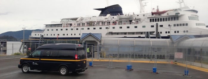 Sitka ferry terminal is one of สถานที่ที่ Dan ถูกใจ.