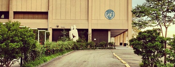 United Nations International School (UNIS) is one of Posti che sono piaciuti a hyperjetlag.