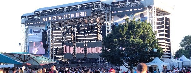 Scène Bell - Festival d'été de Québec is one of Lieux qui ont plu à Samantha.