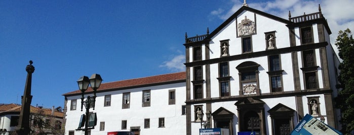 Câmara Municipal do Funchal is one of CMFunchal.
