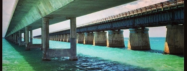 7 mile Bridge Run is one of Dirk’s Liked Places.