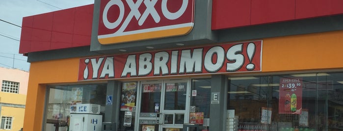 Oxxo Camarón is one of Rajuuさんのお気に入りスポット.