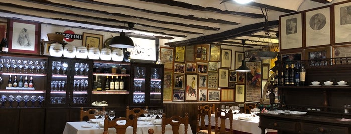 Callejon De Los Gatos is one of Restaurantes.