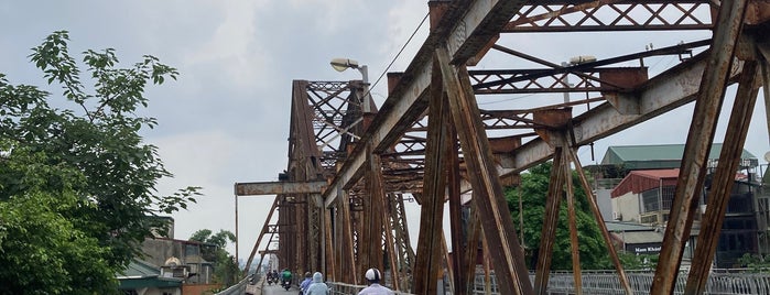 Cầu Long Biên (Long Bien Bridge) is one of Vietnam Oct 2019.