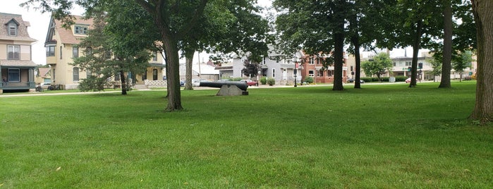 Cutler Park is one of Places in Waukesha.