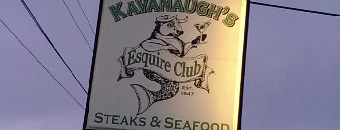 Kavanaugh's Esquire Club is one of Tempat yang Disimpan Sonja.