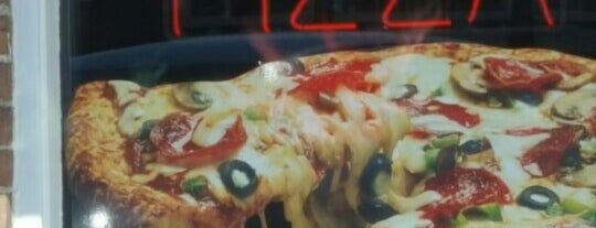Pisanello's Pizza is one of Kevin'in Beğendiği Mekanlar.
