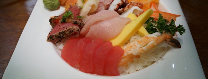 Waza Sushi & Robata Grill is one of The 13 Best Places for Fresh Tuna in Houston.