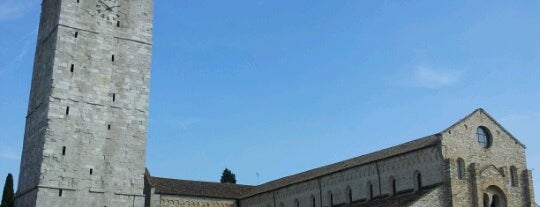 Basilica di Aquileia is one of สถานที่ที่ James ถูกใจ.