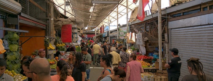 Mercado Matadero Franklin is one of Mercados, Ferias y Vegas.