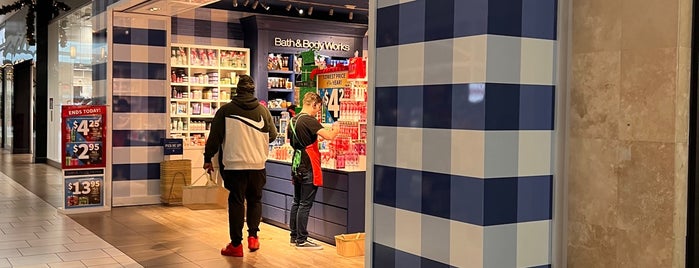 Bath & Body Works is one of @4sqChattanooga specials.