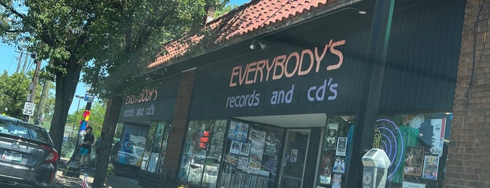 Everybody's Records and CDs is one of Cincinnati Bucket List.
