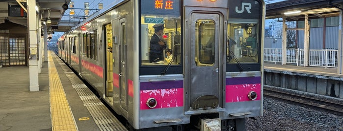 Yokote Station is one of JR 키타토호쿠지방역 (JR 北東北地方の駅).