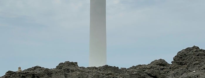 Cape Zanpa Lighthouse is one of 沖縄に行ったらココに行く！ Vol.1.