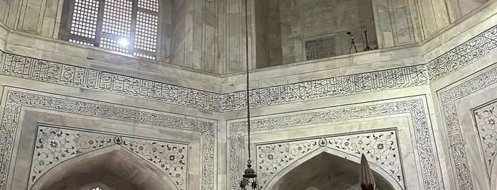 Tomb of Shah Jahan and Mumtaz Mahal is one of India.